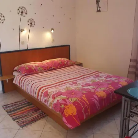 Mediterraneo Goga - With Terrace Apartment Mali Losinj