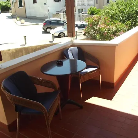 Apartment Mediterraneo Goga - With Terrace
